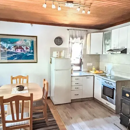 Direkt Am By Interhome Lokve